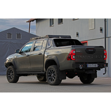 PEVNOSTNÍ NÁŠLAPY - Toyota Hilux REVO 2020+