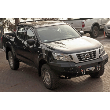 PŘEDNÍ PEVNOSTNÍ NÁRAZNÍK -  Nissan Navara D23, NP300