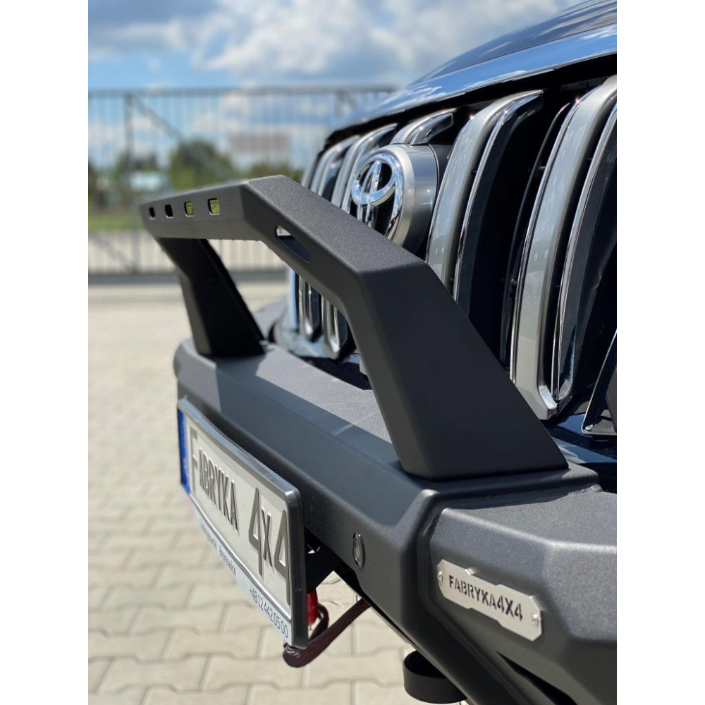 BULLBAR V2 PRO PEVNOSTNÍ NÁRAZNÍK TOYOTA LANDCRUISER - KDJ150 13-17