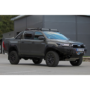 PŘEDNÍ PEVNOSTNÍ HLINÍKOVÝ NÁRAZNÍK - Toyota Hilux 2015+