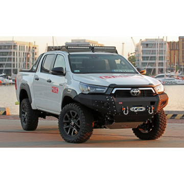 PŘEDNÍ PEVNOSTNÍ HLINÍKOVÝ NÁRAZNÍK - Toyota Hilux 2015+