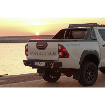 ZADNÍ PEVNOSTNÍ NÁRAZNÍK - Toyota Hilux 2015+ MORE4X4