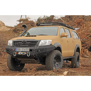 PŘEDNÍ PEVNOSTNÍ NÁRAZNÍK MORE 4X4- TOYOTA HILUX (11-15)