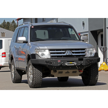 PŘEDNÍ PEVNOSTNÍ NÁRAZNÍK - MITSUBISHI PAJERO IV 06-15