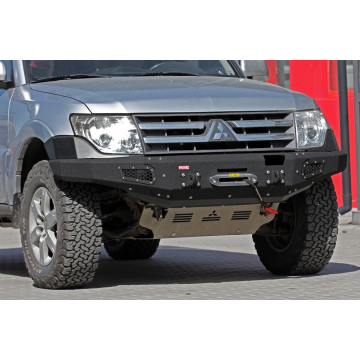 PŘEDNÍ PEVNOSTNÍ NÁRAZNÍK - MITSUBISHI PAJERO IV 06-15