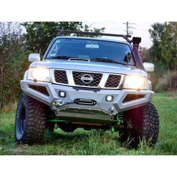 PŘEDNÍ PEVNOSTNÍ NÁRAZNÍK MOTOPROJECT - NISSAN PATROL Y61 GU4