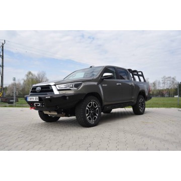 PŘEDNÍ PEVNOSTNÍ NÁRAZNÍK - TOYOTA HILUX 2020-