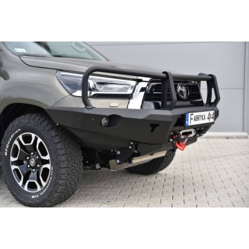 BULLBAR PRO PŘEDNÍ PEVNOSTNÍ NÁRAZNÍK - TOYOTA HILUX 2020-