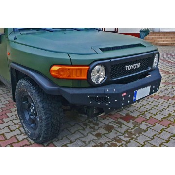 PŘEDNÍ PEVNOSTNÍ NÁRAZNÍK - Toyota FJ Cruiser MORE4X4