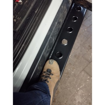 PROFILOVANÉ BOČNÍ NÁŠLAPY HD – ROCK SLIDERS LAND ROVER DEFENDER L663 (2020+)