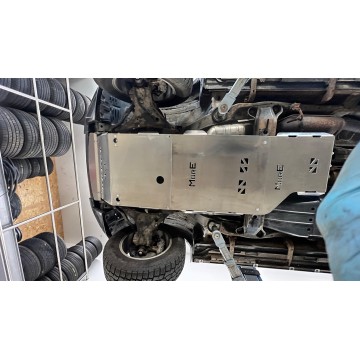 KOMPLETNÍ KRYTÍ PODVOZKU - MITSUBISHI PAJERO IV - HLINÍK - PRO PEVNOSTNÍ NÁRAZNÍK