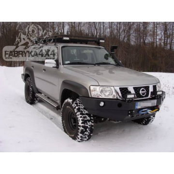 Přední pevnostní nárazník Nissan Patrol Y61 GU4