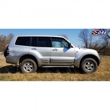 LIFT + 5 CM - Mitsubishi Pajero 3 (1999-06) ) a (2006-18).