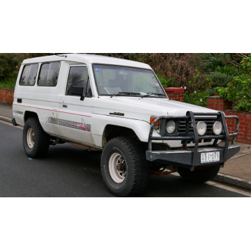 LAND CRUISER J70